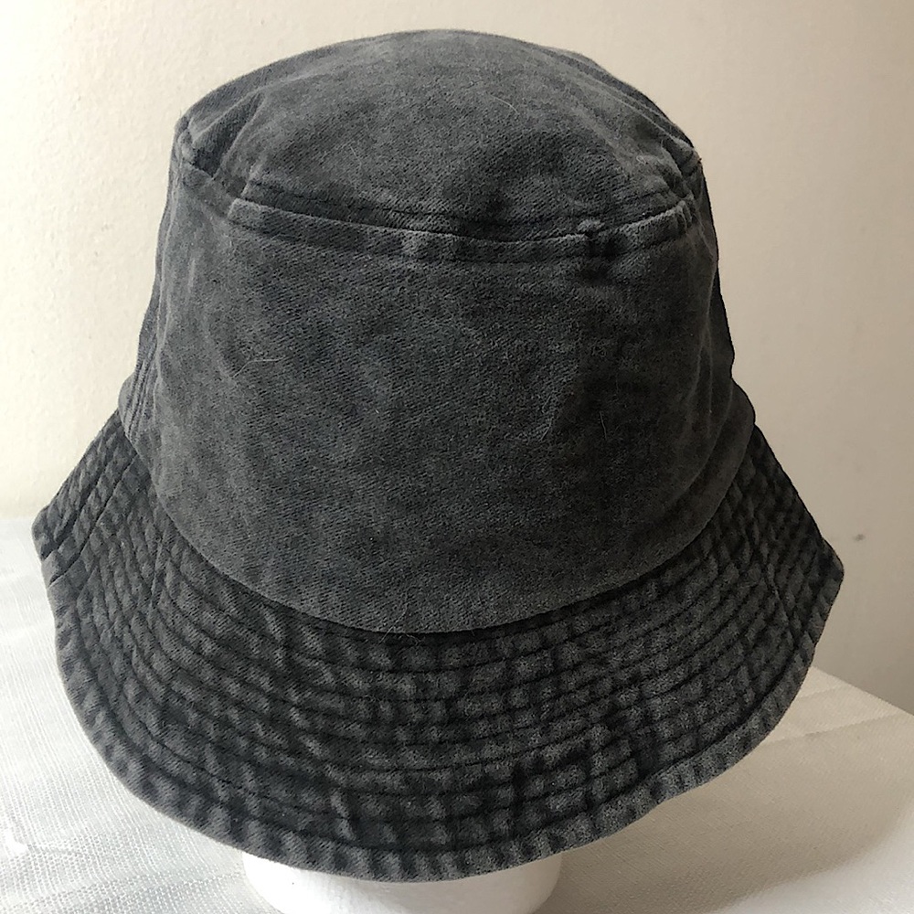 Bucket Hat with Lettering - Picture 2 of 3